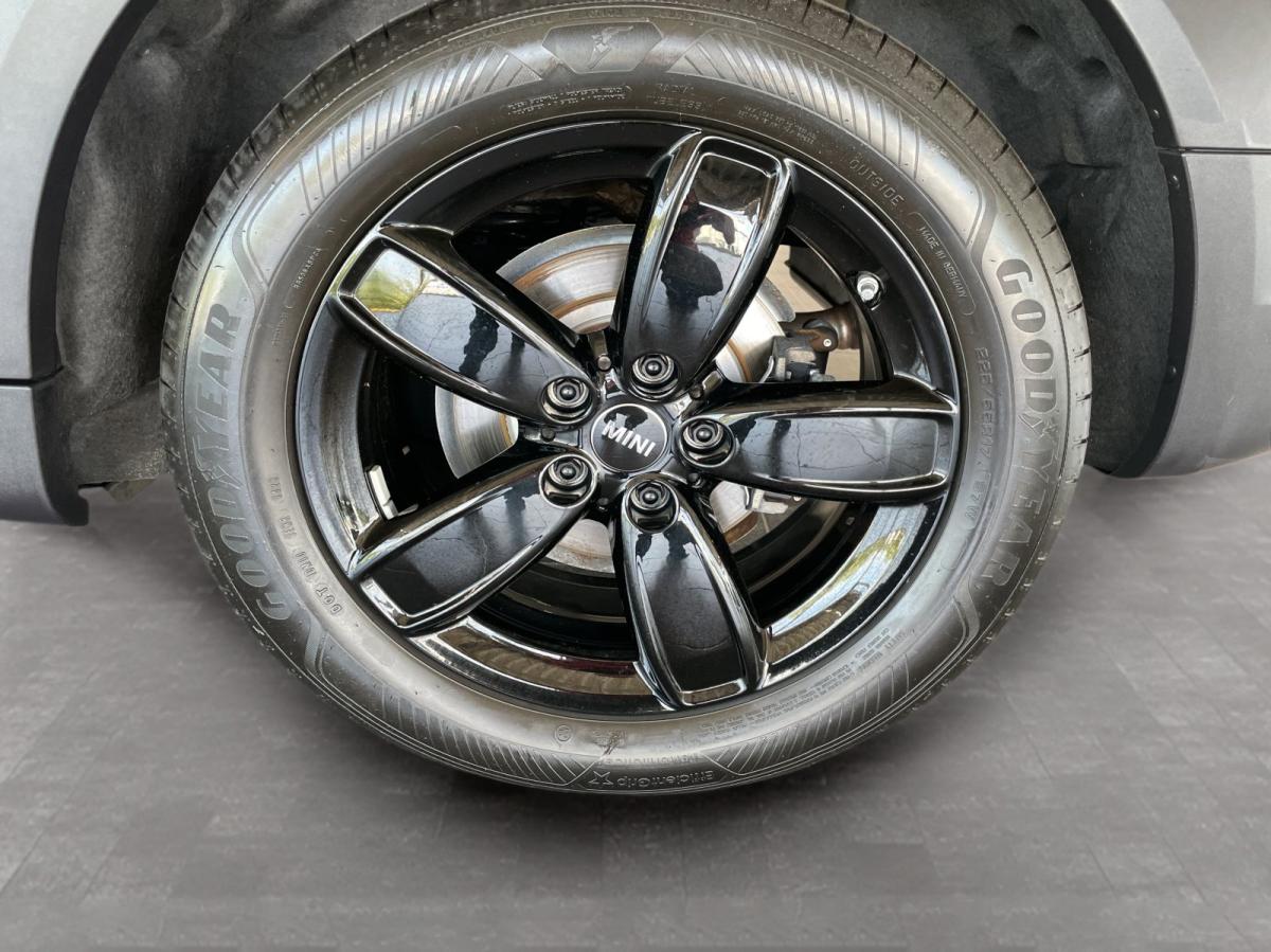 Originalaufnahme des Fahrzeugs Originalaufnahme des Fahrzeugs