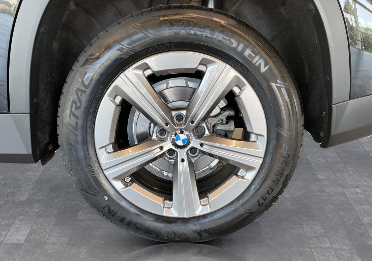 Originalaufnahme des Fahrzeugs Originalaufnahme des Fahrzeugs