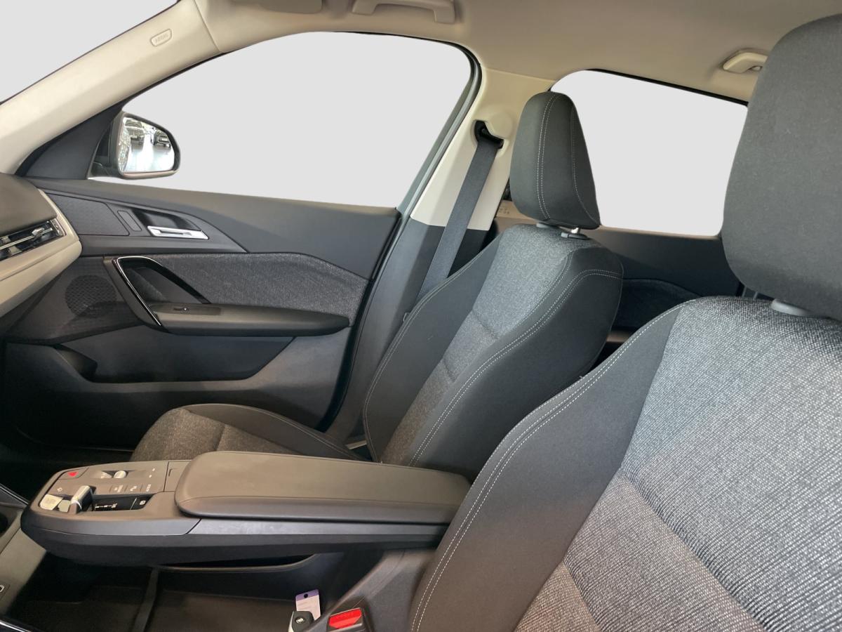 Originalaufnahme des Fahrzeugs Originalaufnahme des Fahrzeugs