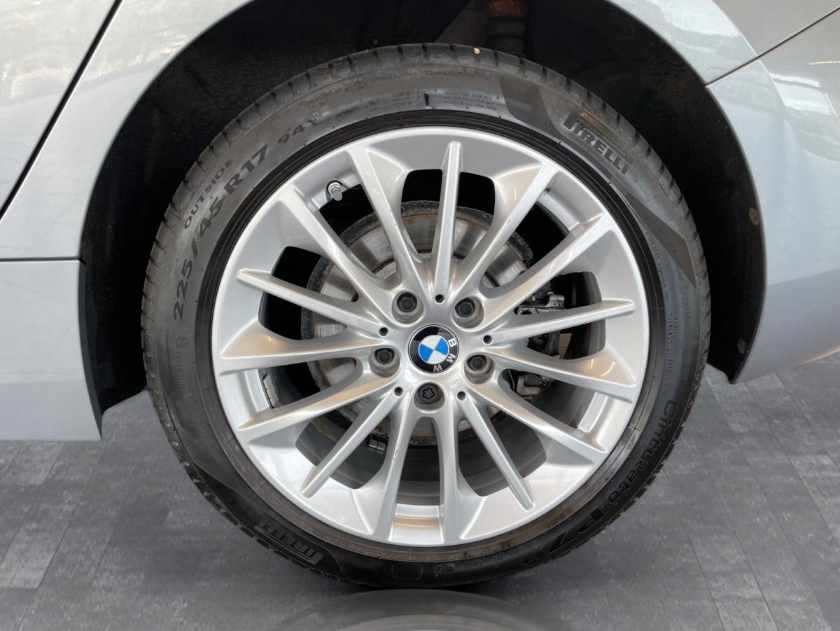 Originalaufnahme des Fahrzeugs Originalaufnahme des Fahrzeugs