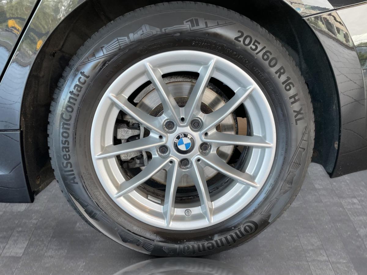 Originalaufnahme des Fahrzeugs Originalaufnahme des Fahrzeugs