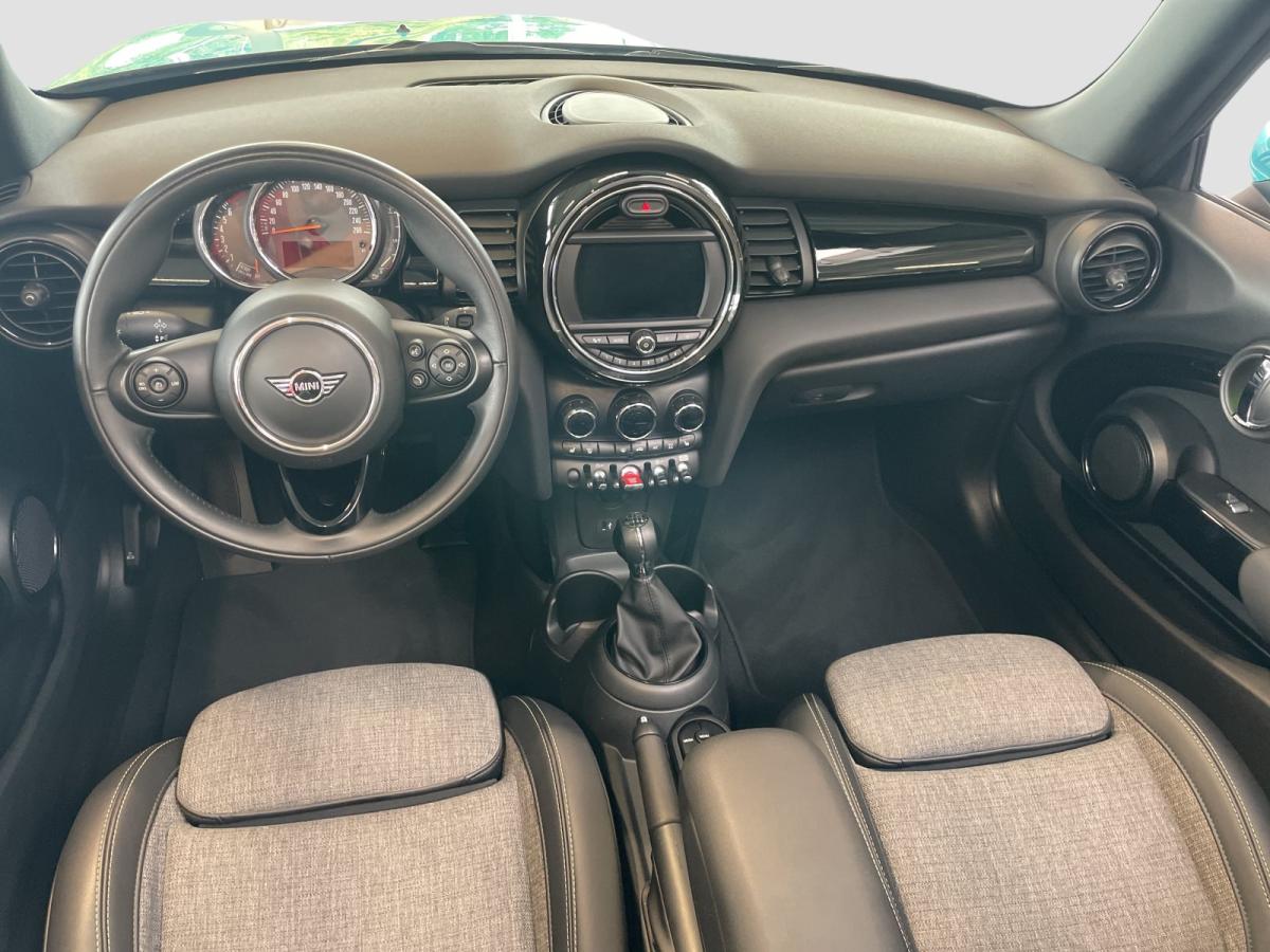 Originalaufnahme des Fahrzeugs Originalaufnahme des Fahrzeugs