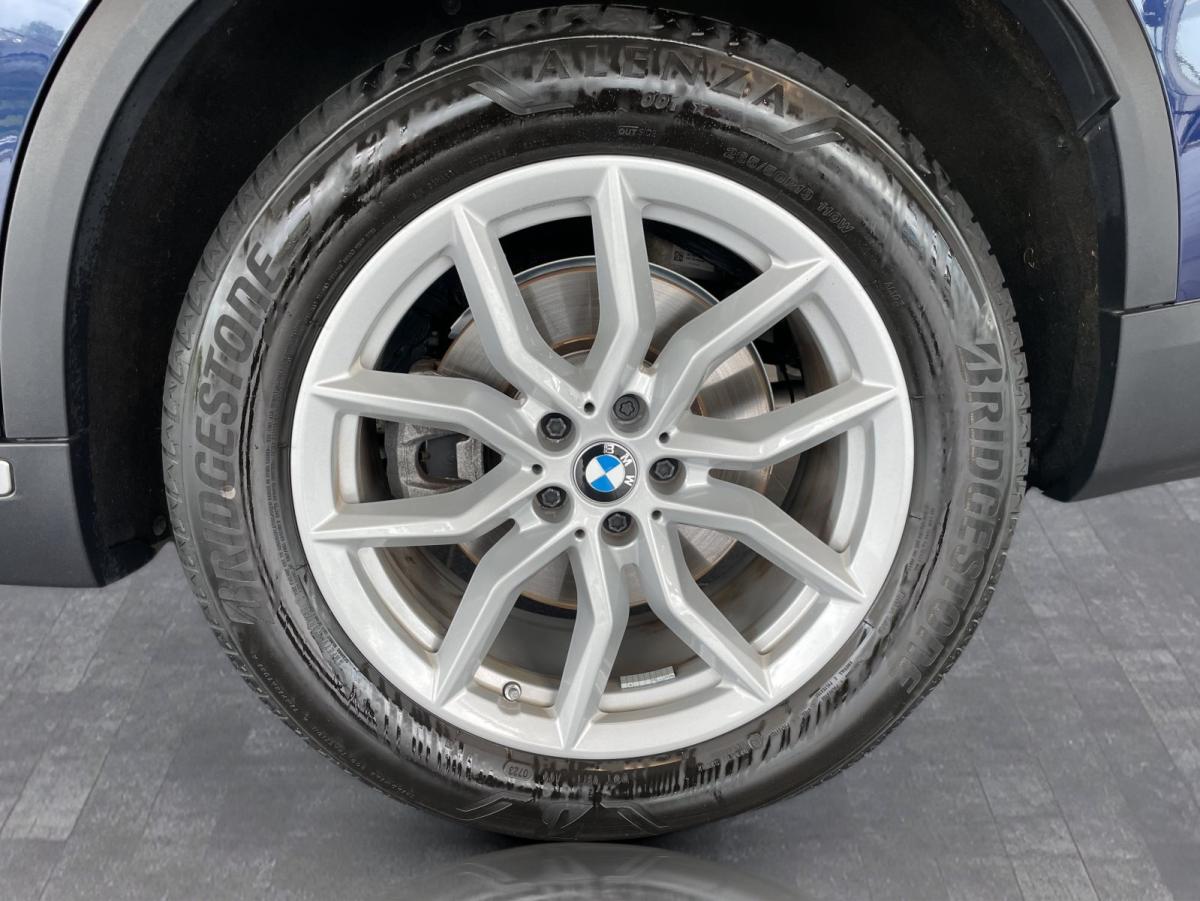 Originalaufnahme des Fahrzeugs Originalaufnahme des Fahrzeugs