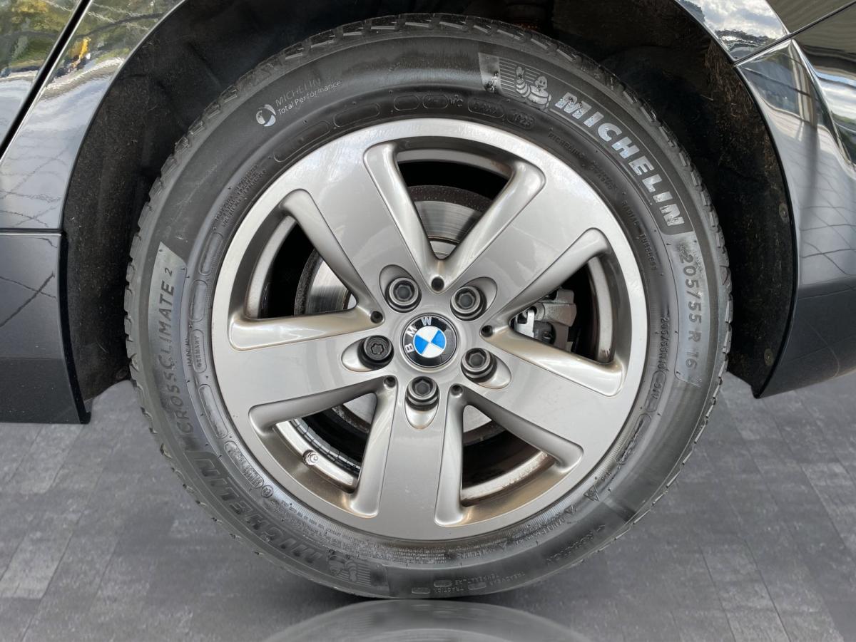 Originalaufnahme des Fahrzeugs Originalaufnahme des Fahrzeugs