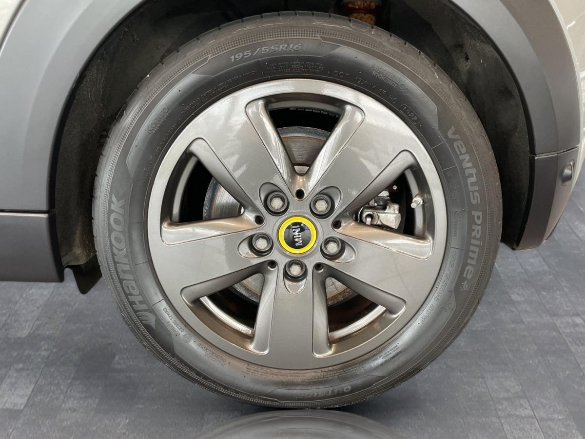 Originalaufnahme des Fahrzeugs Originalaufnahme des Fahrzeugs