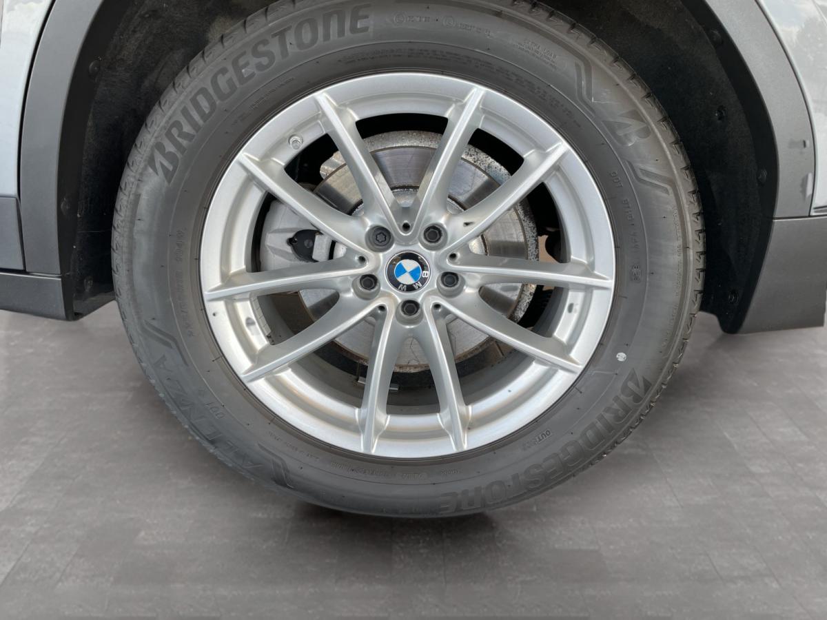 Originalaufnahme des Fahrzeugs Originalaufnahme des Fahrzeugs