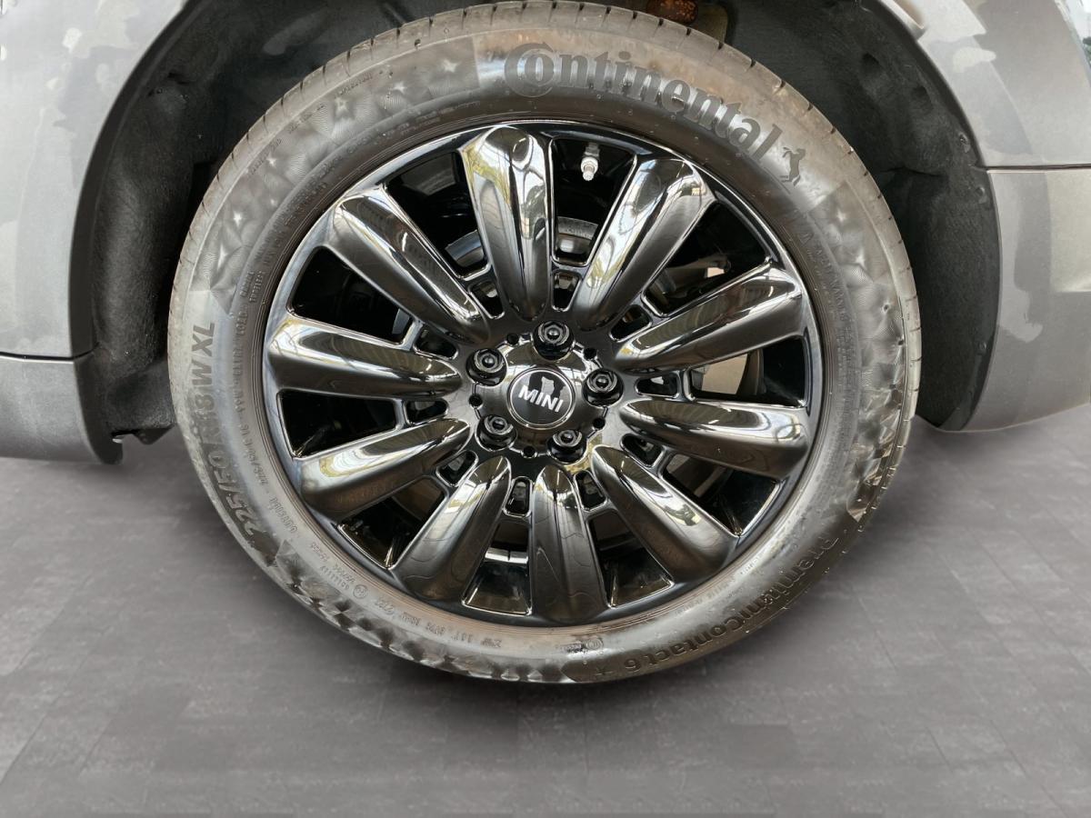 Originalaufnahme des Fahrzeugs Originalaufnahme des Fahrzeugs