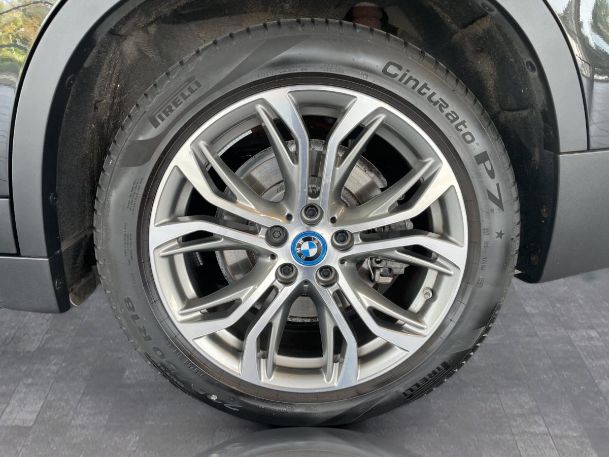 Originalaufnahme des Fahrzeugs Originalaufnahme des Fahrzeugs