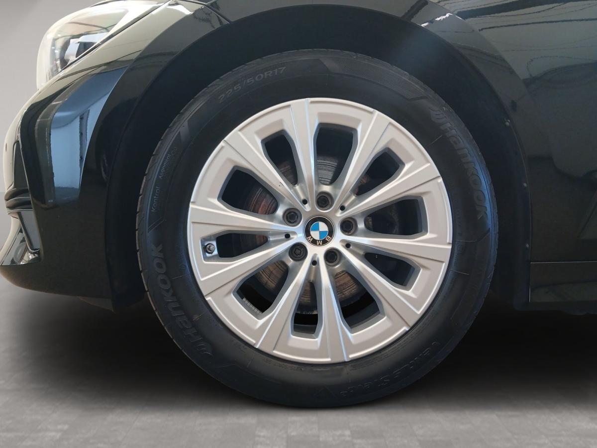 Originalaufnahme des Fahrzeugs Originalaufnahme des Fahrzeugs