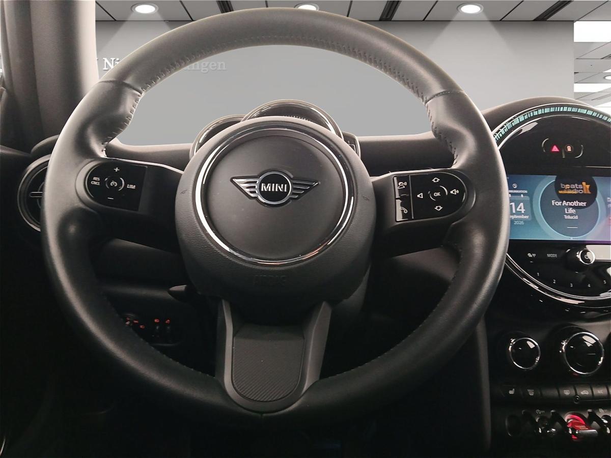 Originalaufnahme des Fahrzeugs Originalaufnahme des Fahrzeugs