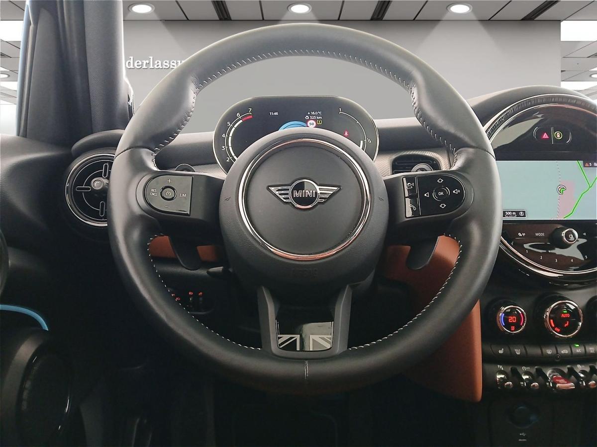 Originalaufnahme des Fahrzeugs Originalaufnahme des Fahrzeugs