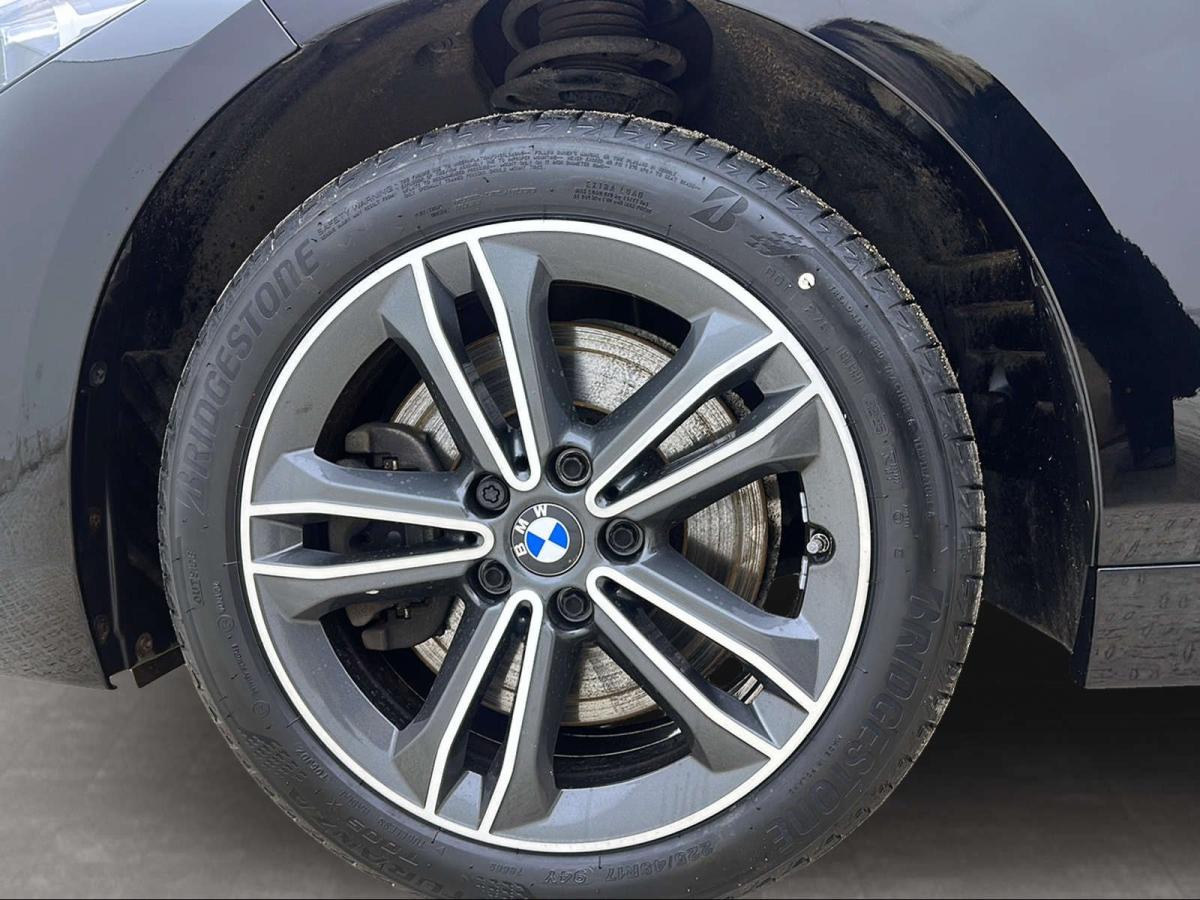 Originalaufnahme des Fahrzeugs Originalaufnahme des Fahrzeugs