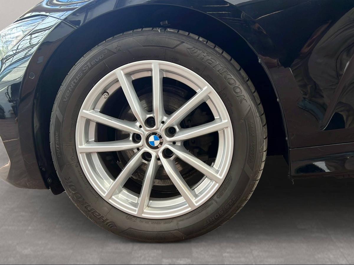Originalaufnahme des Fahrzeugs Originalaufnahme des Fahrzeugs