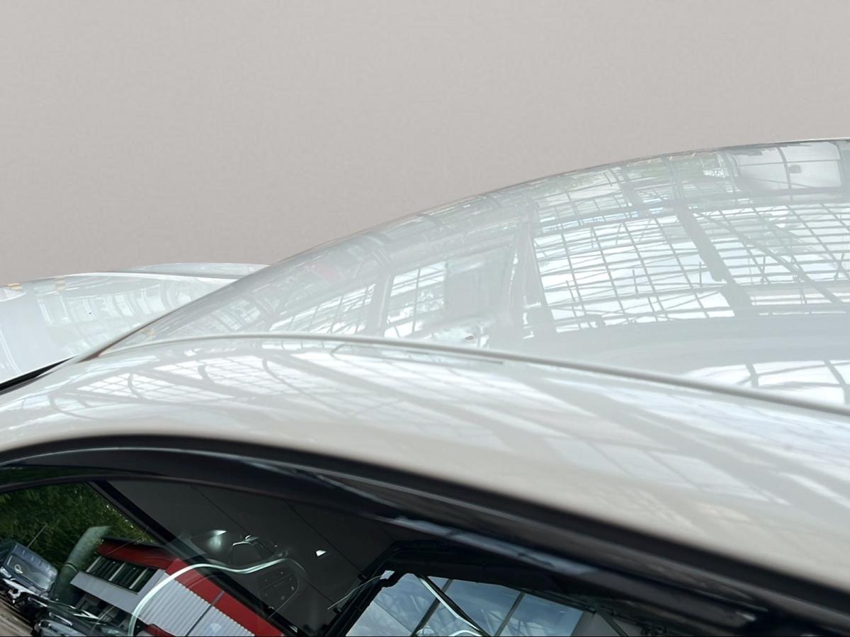 Originalaufnahme des Fahrzeugs Originalaufnahme des Fahrzeugs