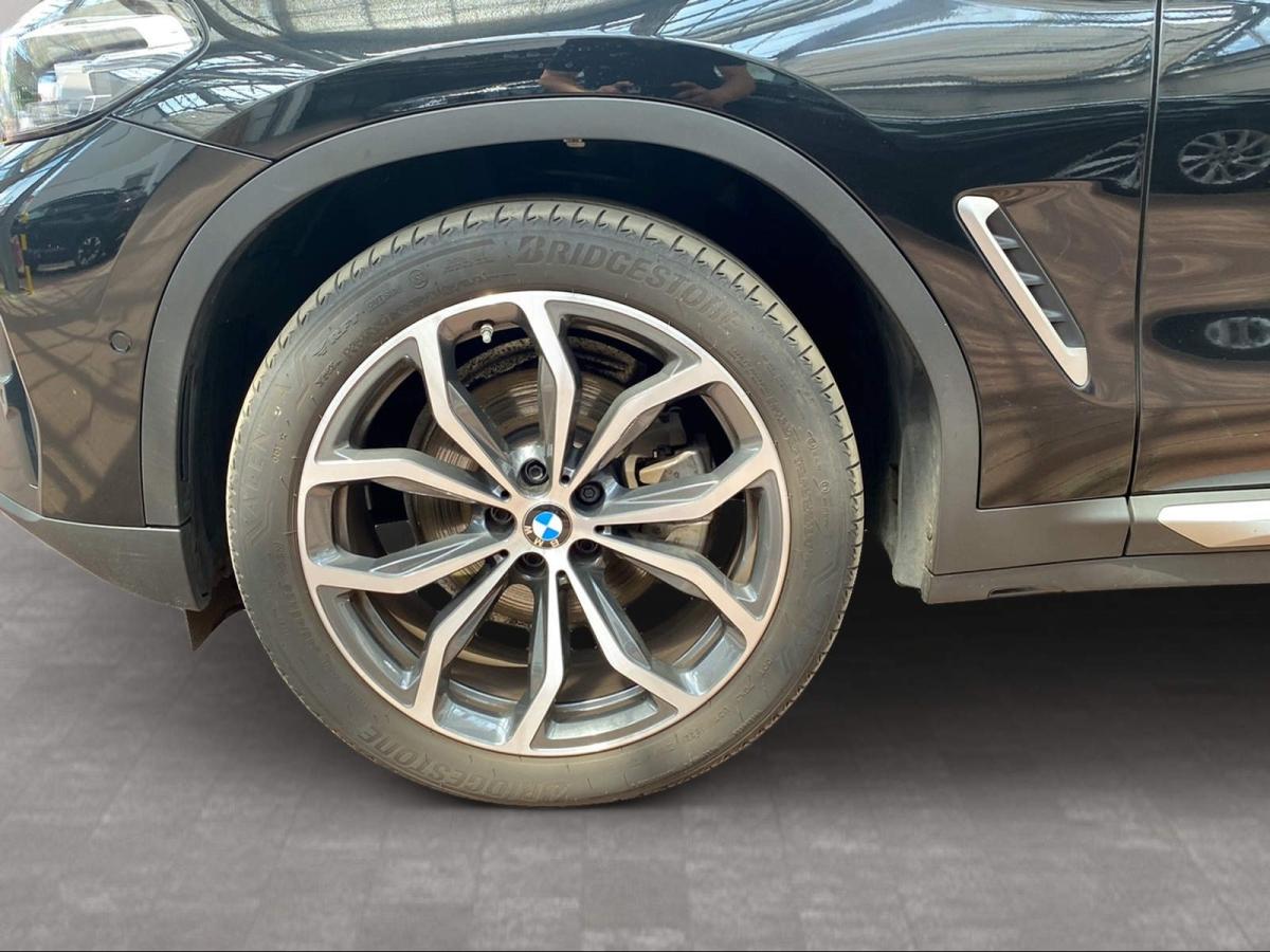 Originalaufnahme des Fahrzeugs Originalaufnahme des Fahrzeugs