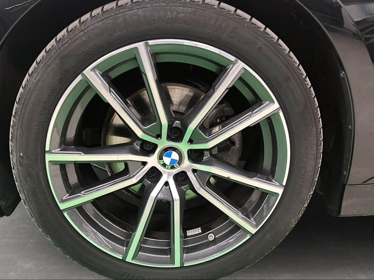 Originalaufnahme des Fahrzeugs Originalaufnahme des Fahrzeugs