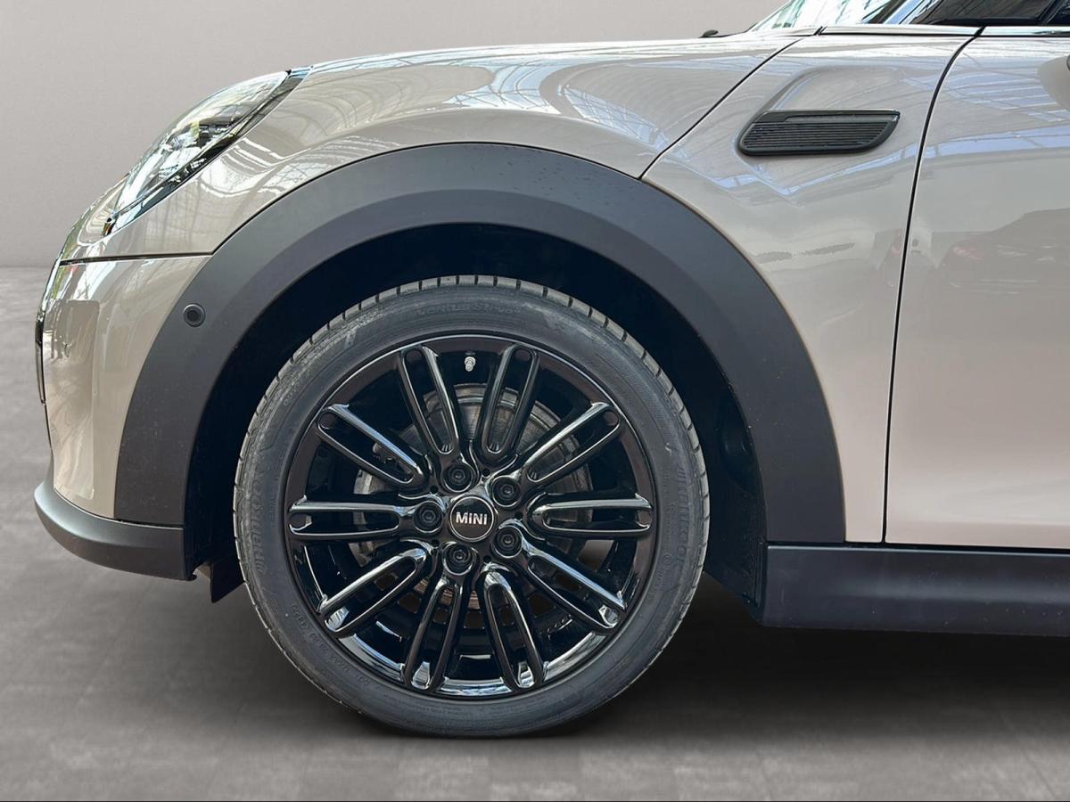 Originalaufnahme des Fahrzeugs Originalaufnahme des Fahrzeugs