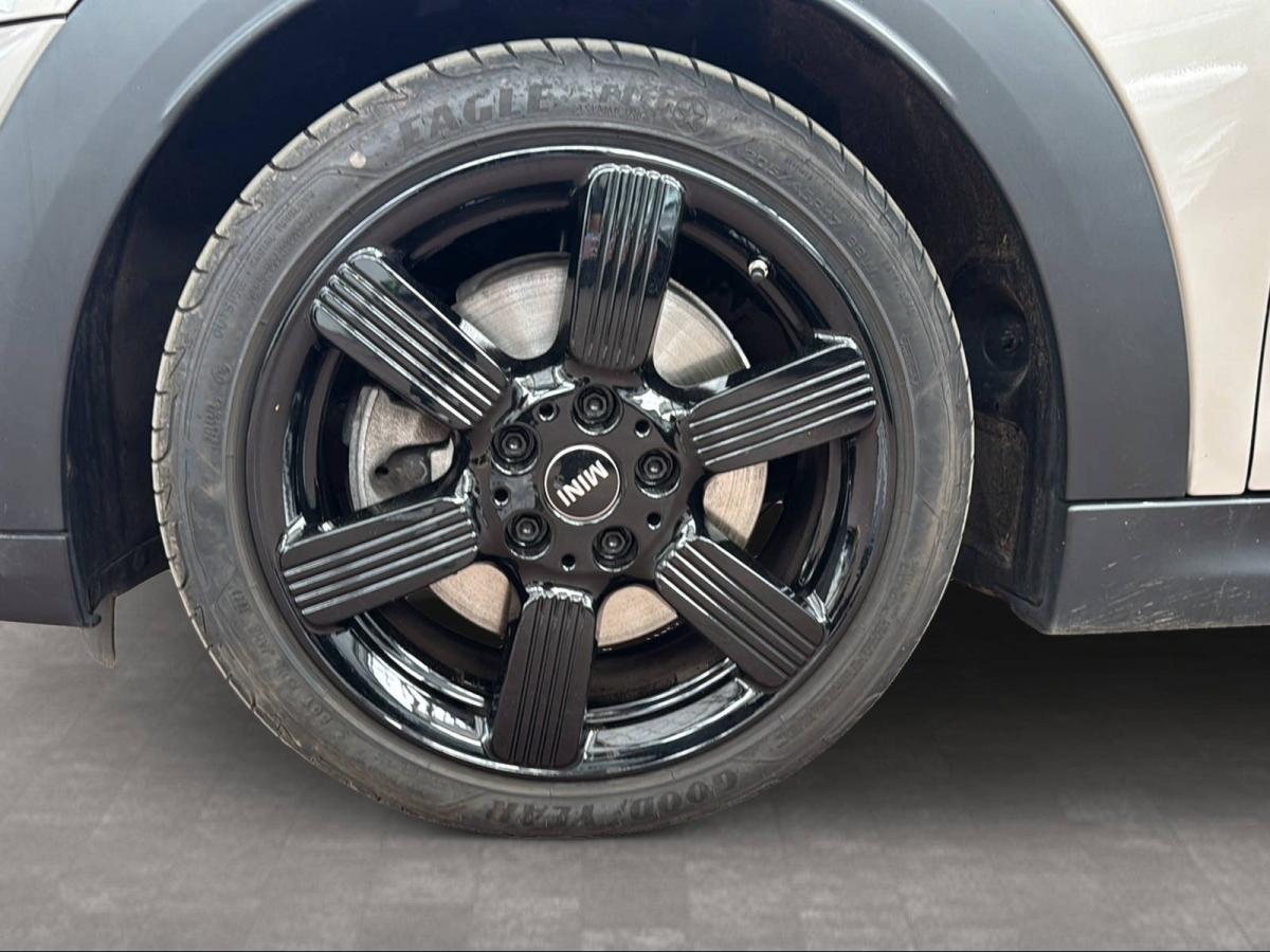 Originalaufnahme des Fahrzeugs Originalaufnahme des Fahrzeugs