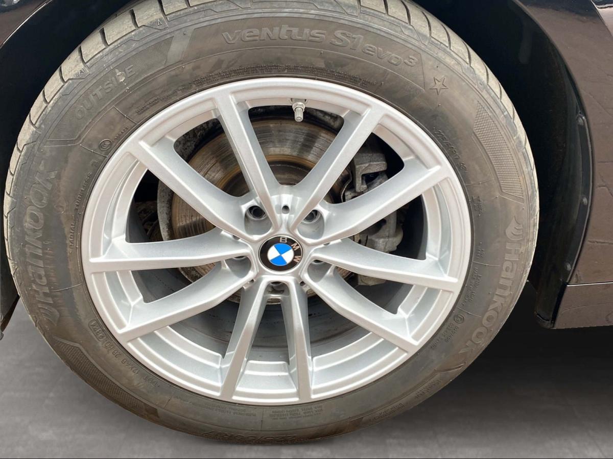 Originalaufnahme des Fahrzeugs Originalaufnahme des Fahrzeugs