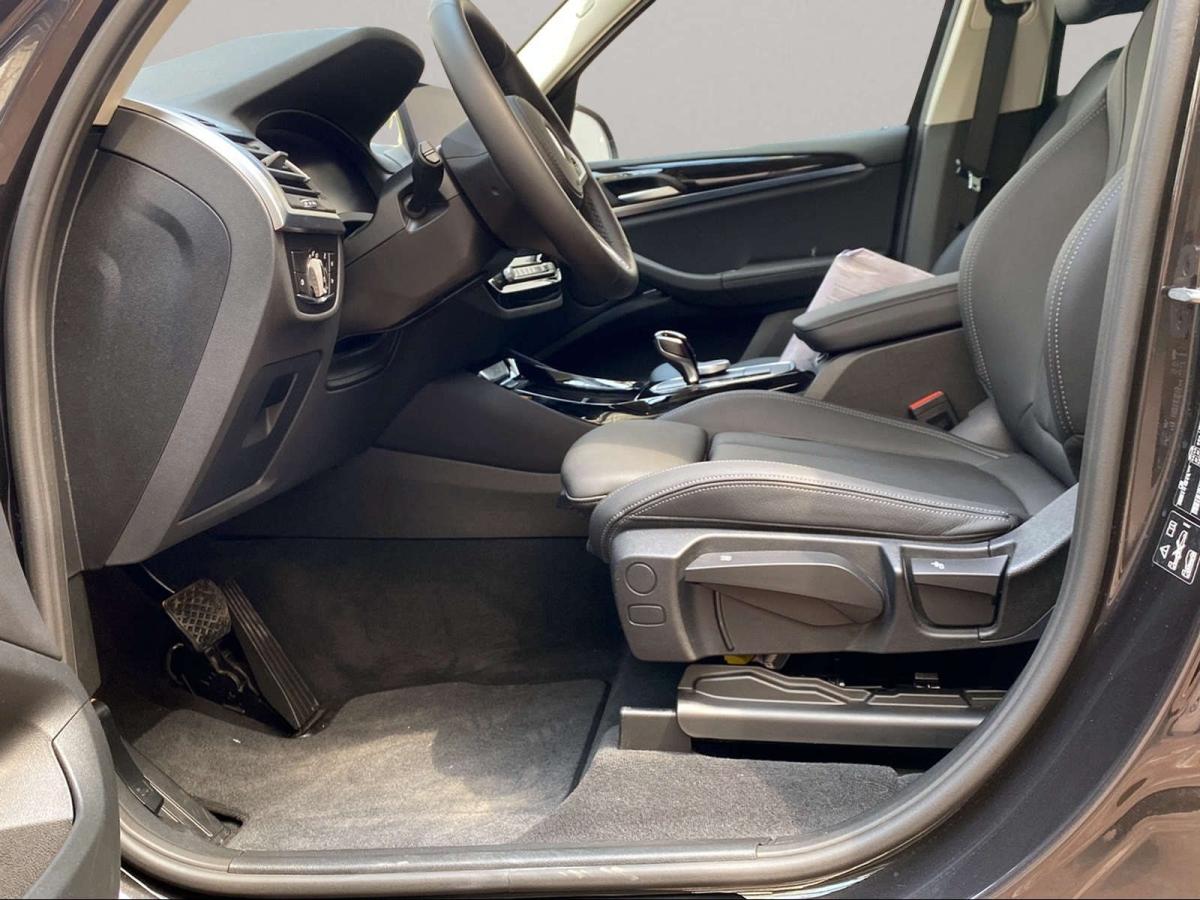Originalaufnahme des Fahrzeugs Originalaufnahme des Fahrzeugs