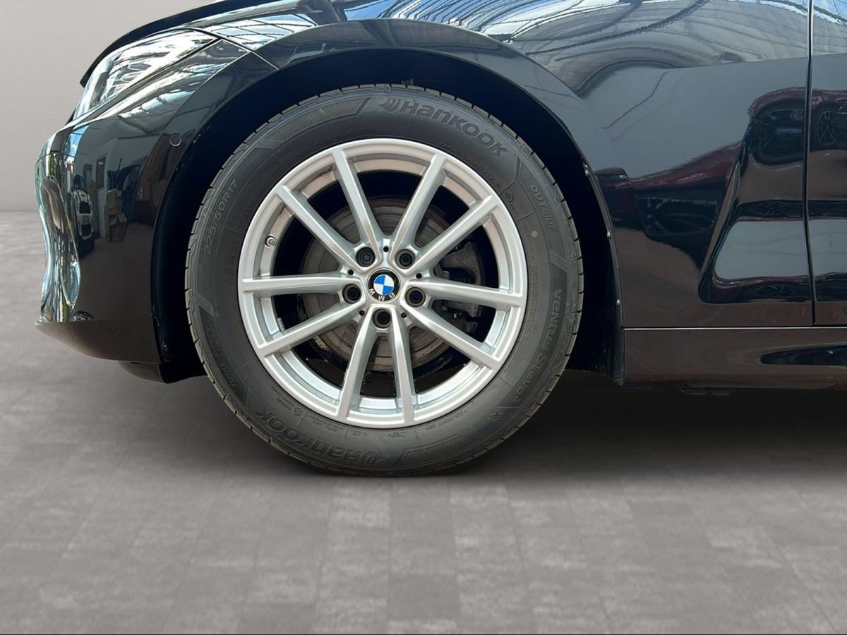 Originalaufnahme des Fahrzeugs Originalaufnahme des Fahrzeugs