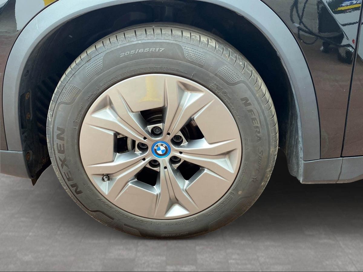 Originalaufnahme des Fahrzeugs Originalaufnahme des Fahrzeugs