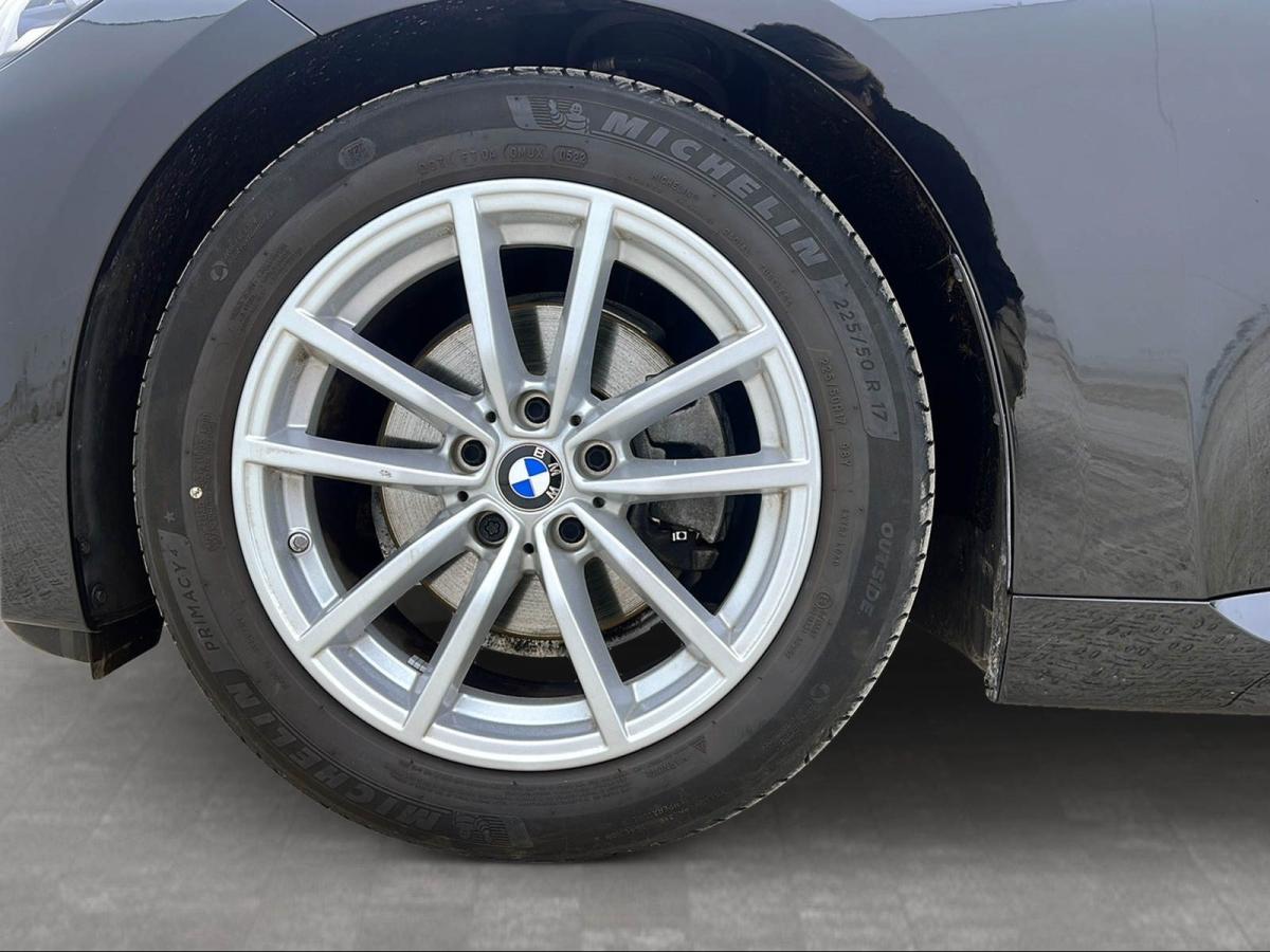 Originalaufnahme des Fahrzeugs Originalaufnahme des Fahrzeugs
