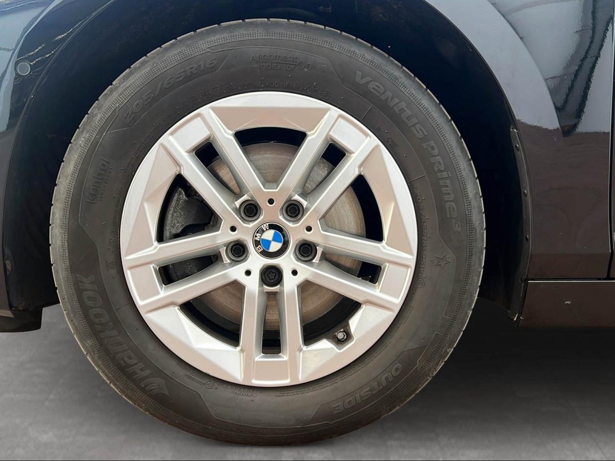 Originalaufnahme des Fahrzeugs Originalaufnahme des Fahrzeugs