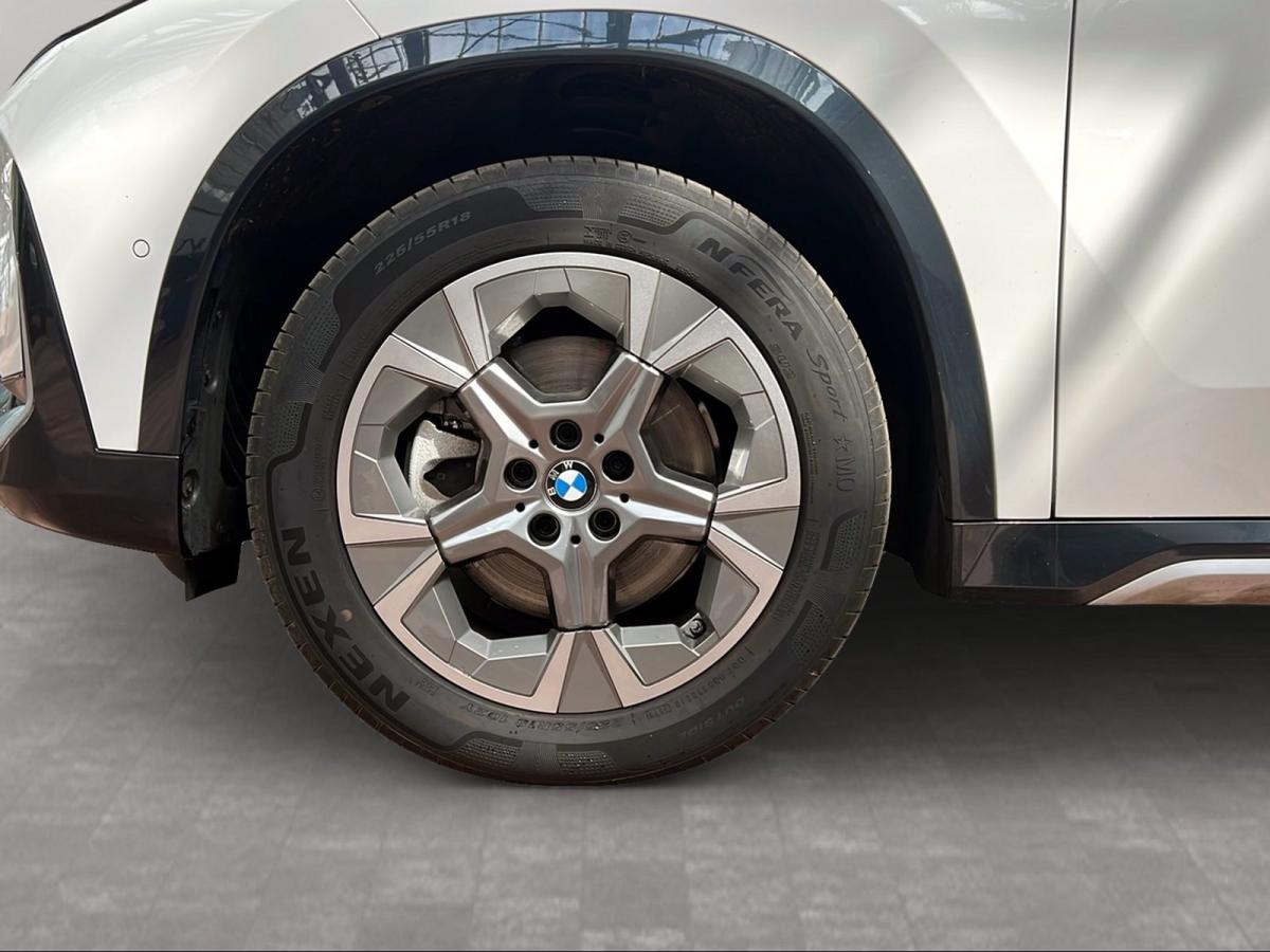 Originalaufnahme des Fahrzeugs Originalaufnahme des Fahrzeugs