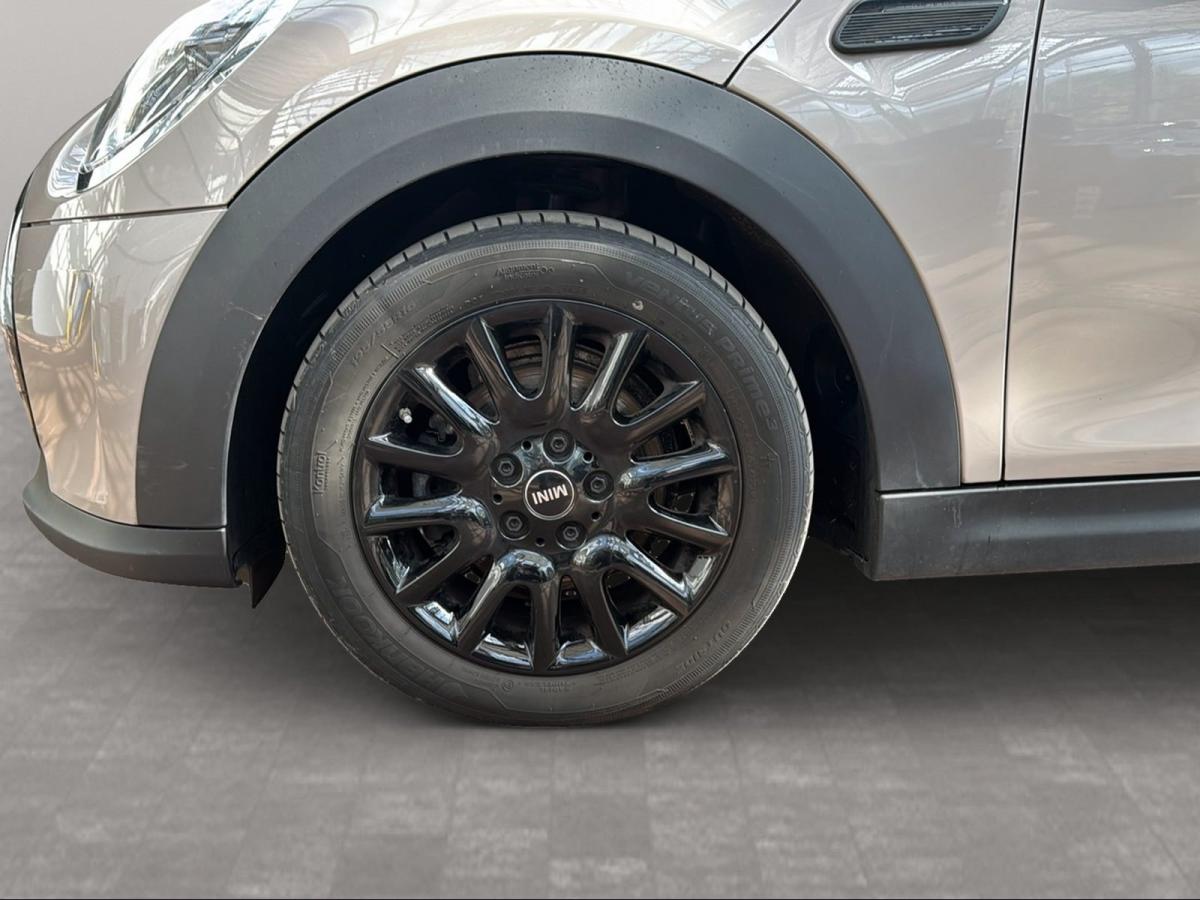 Originalaufnahme des Fahrzeugs Originalaufnahme des Fahrzeugs