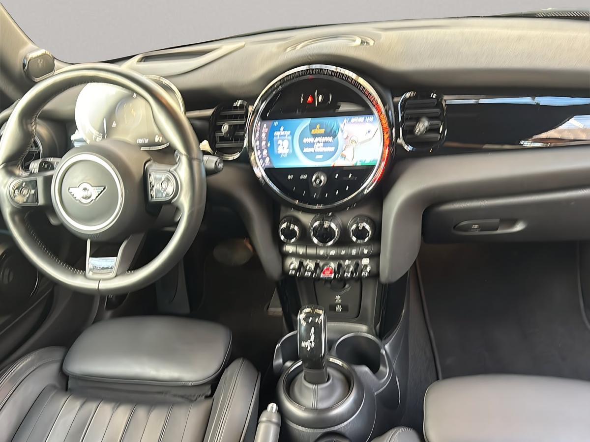 Originalaufnahme des Fahrzeugs Originalaufnahme des Fahrzeugs