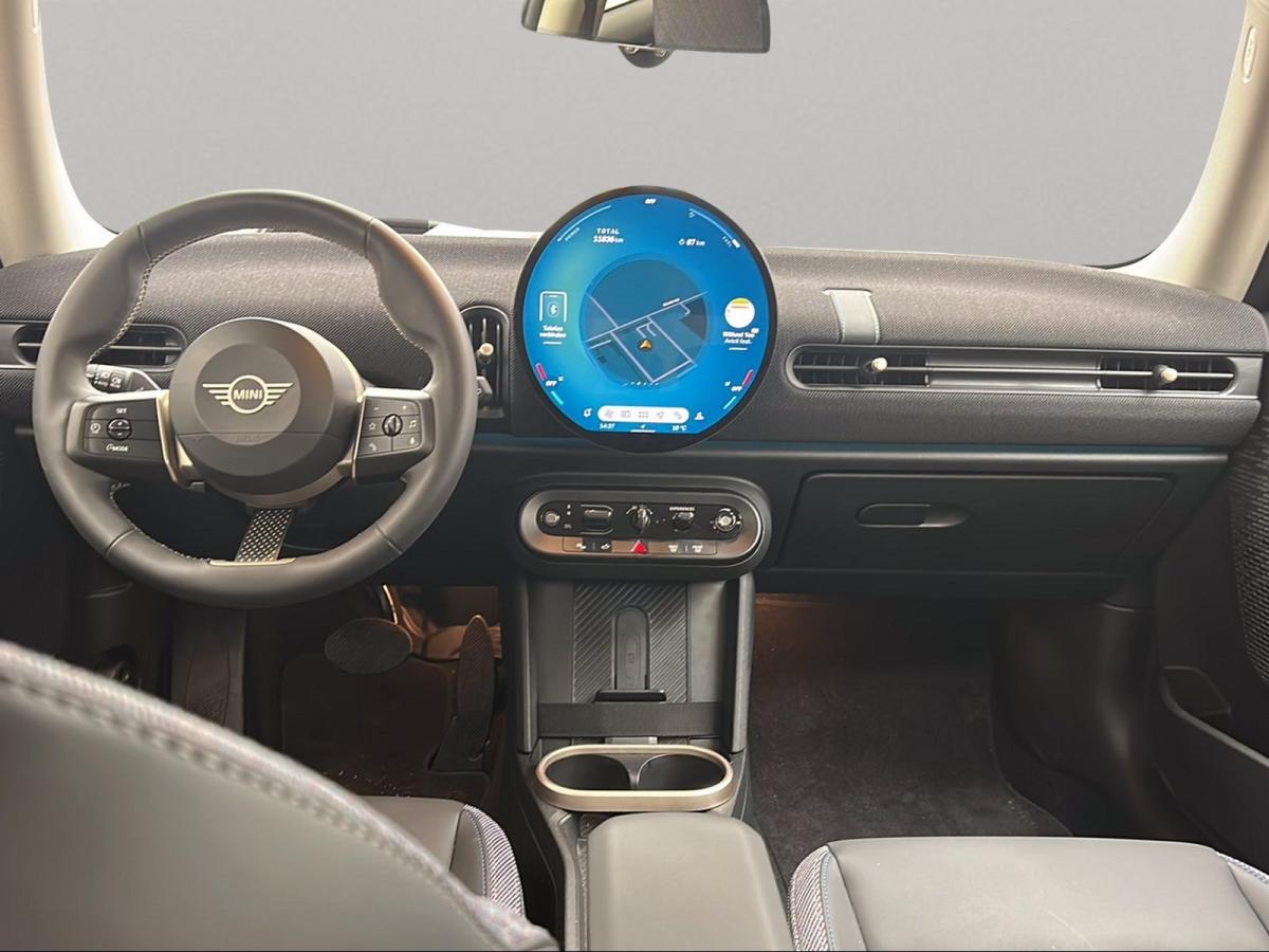 Originalaufnahme des Fahrzeugs Originalaufnahme des Fahrzeugs