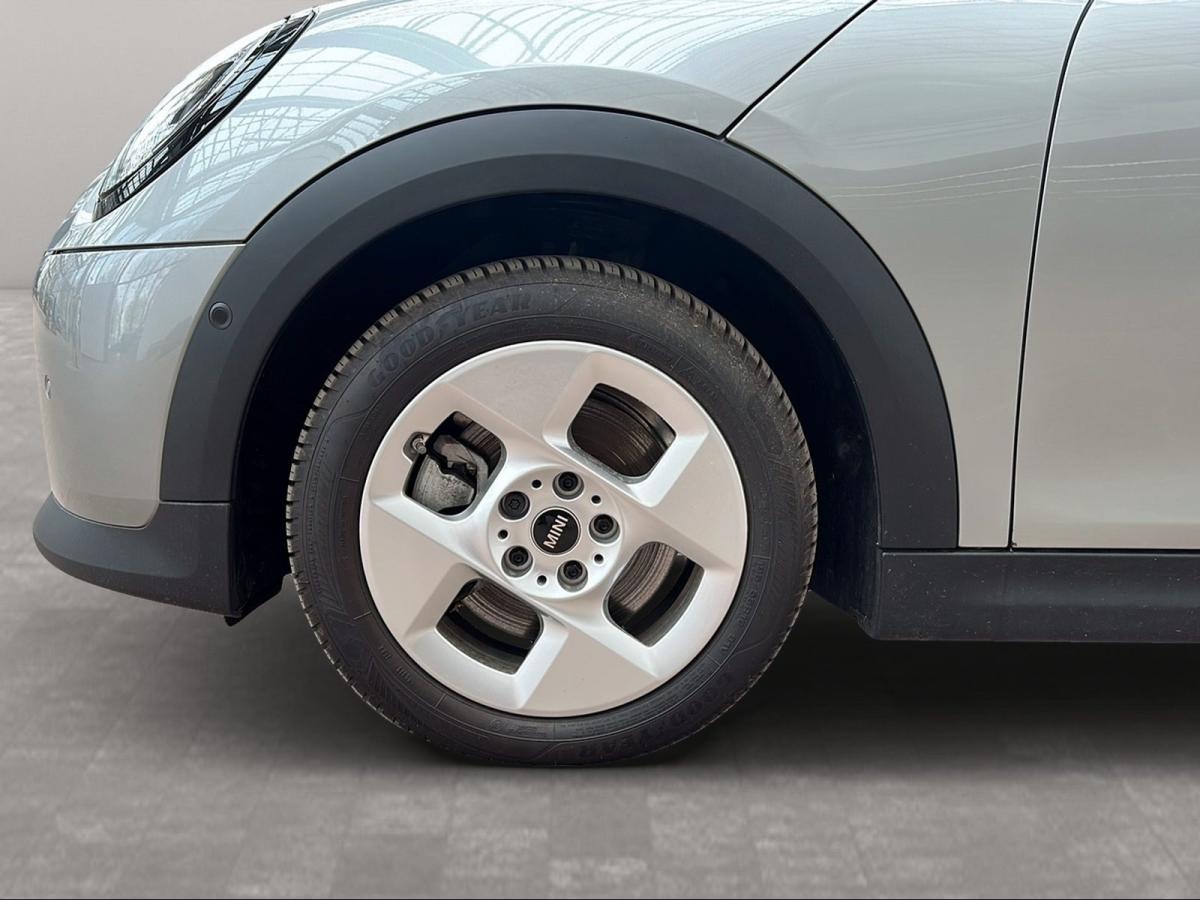 Originalaufnahme des Fahrzeugs Originalaufnahme des Fahrzeugs