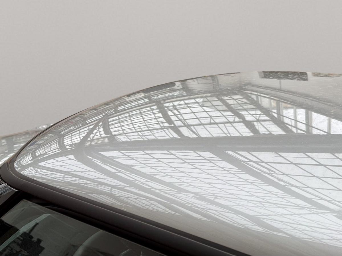 Originalaufnahme des Fahrzeugs Originalaufnahme des Fahrzeugs