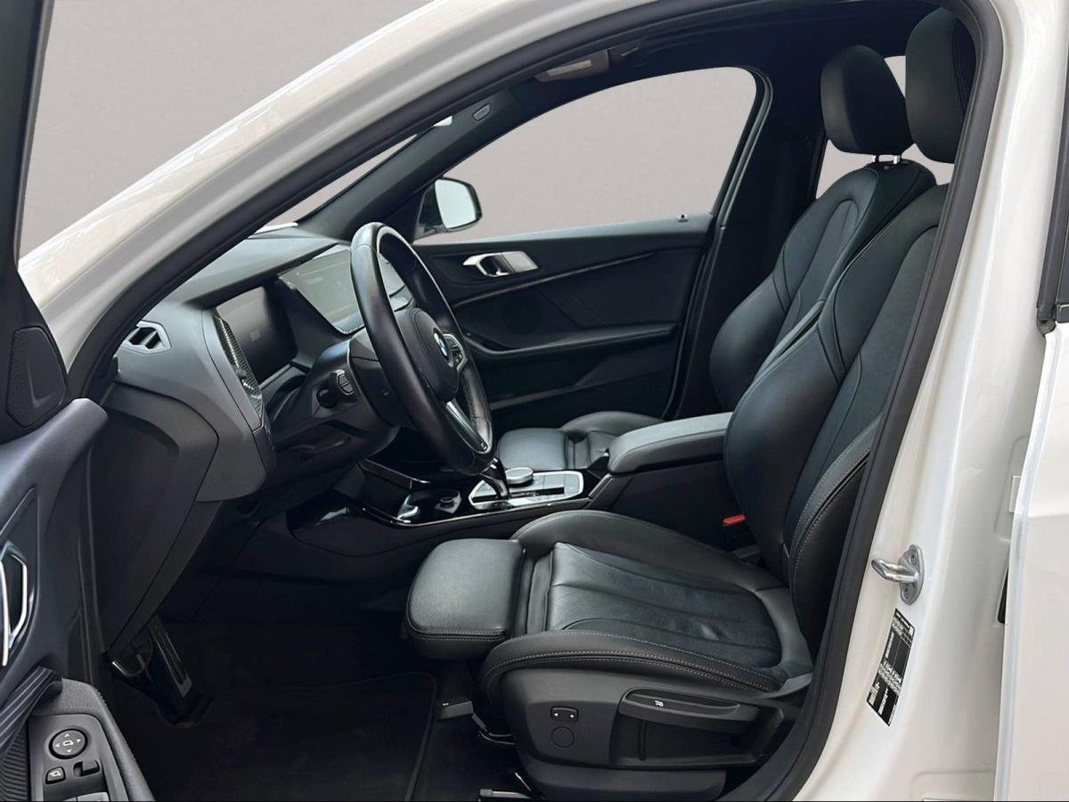 Originalaufnahme des Fahrzeugs Originalaufnahme des Fahrzeugs