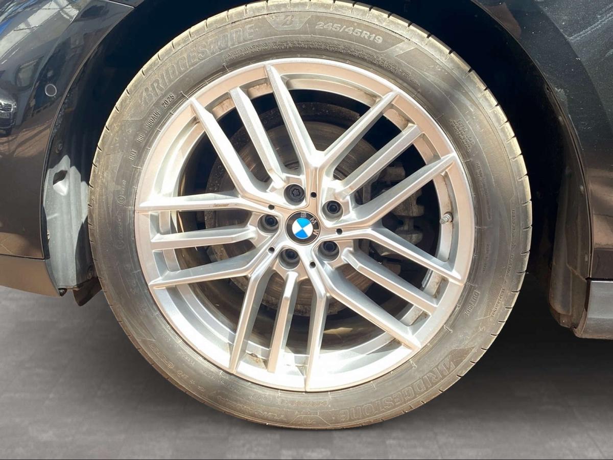 Originalaufnahme des Fahrzeugs Originalaufnahme des Fahrzeugs