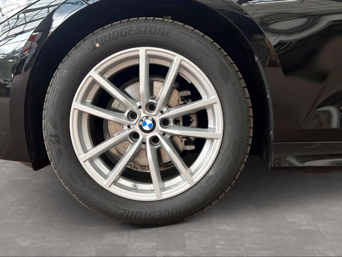 Originalaufnahme des Fahrzeugs