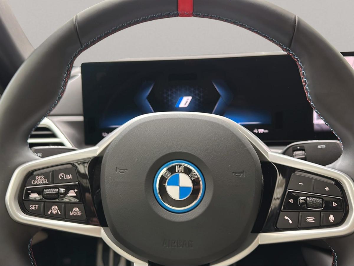 Originalaufnahme des Fahrzeugs