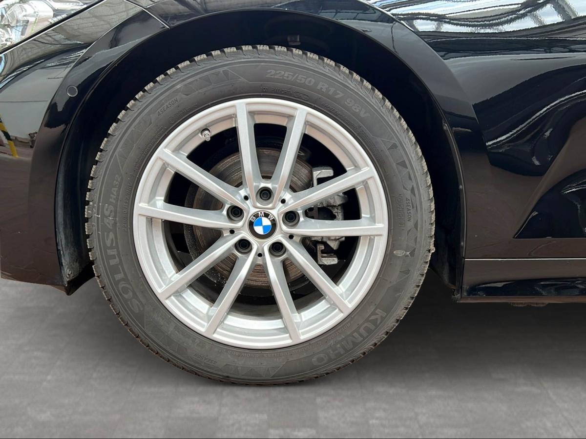 Originalaufnahme des Fahrzeugs Originalaufnahme des Fahrzeugs