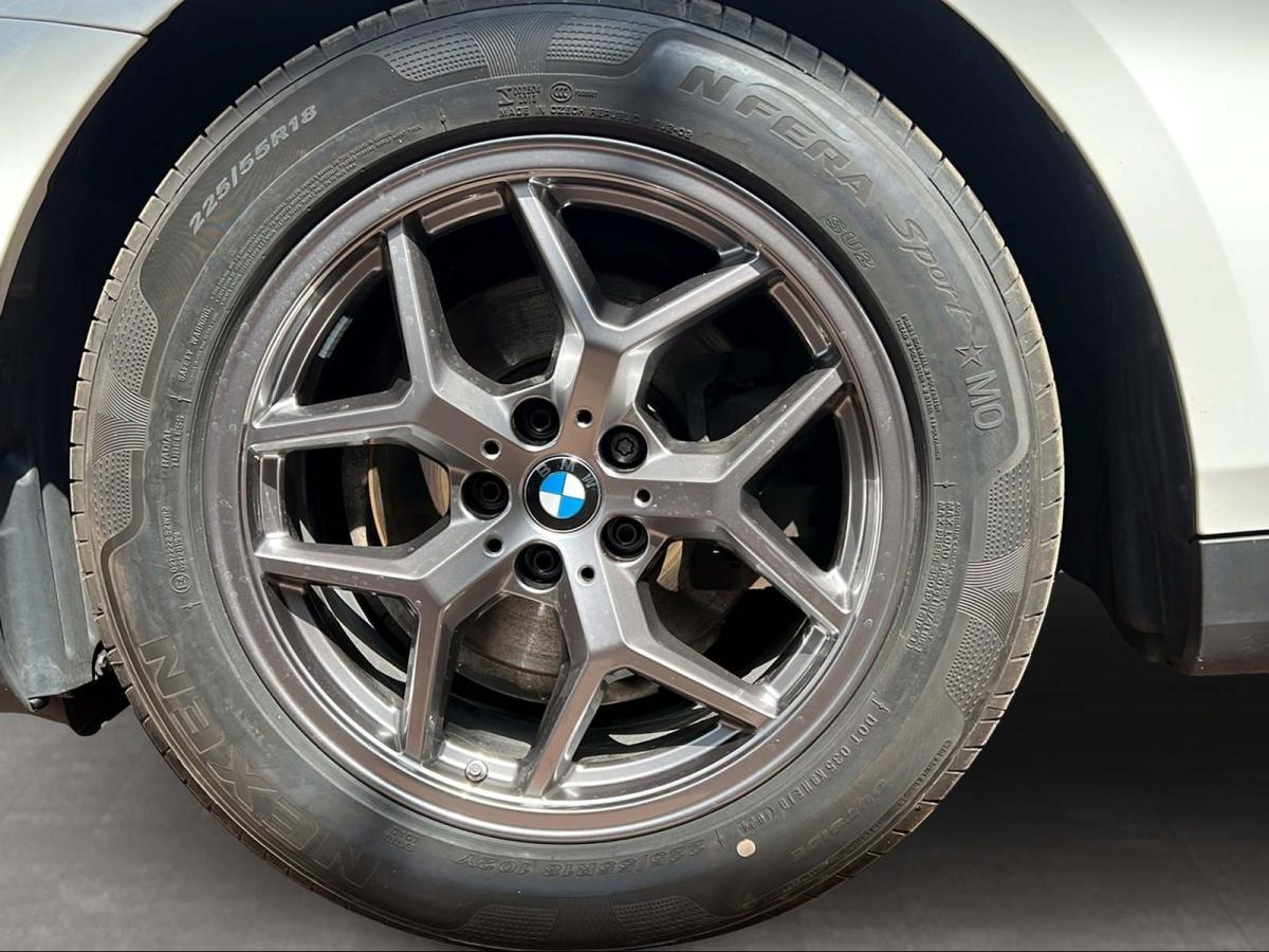 Originalaufnahme des Fahrzeugs Originalaufnahme des Fahrzeugs