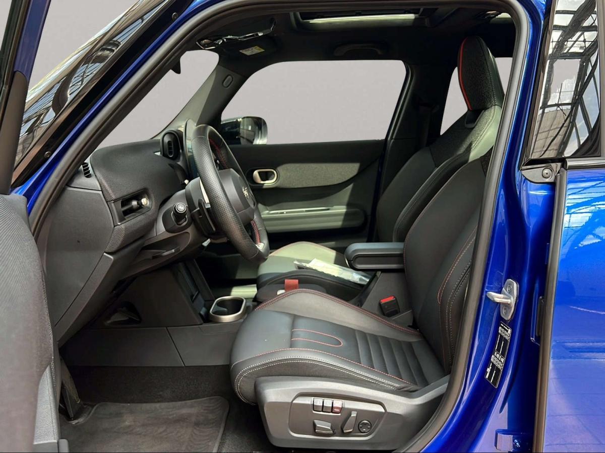Originalaufnahme des Fahrzeugs Originalaufnahme des Fahrzeugs