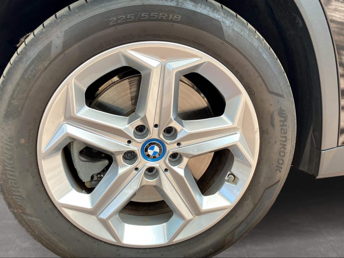 Originalaufnahme des Fahrzeugs Originalaufnahme des Fahrzeugs