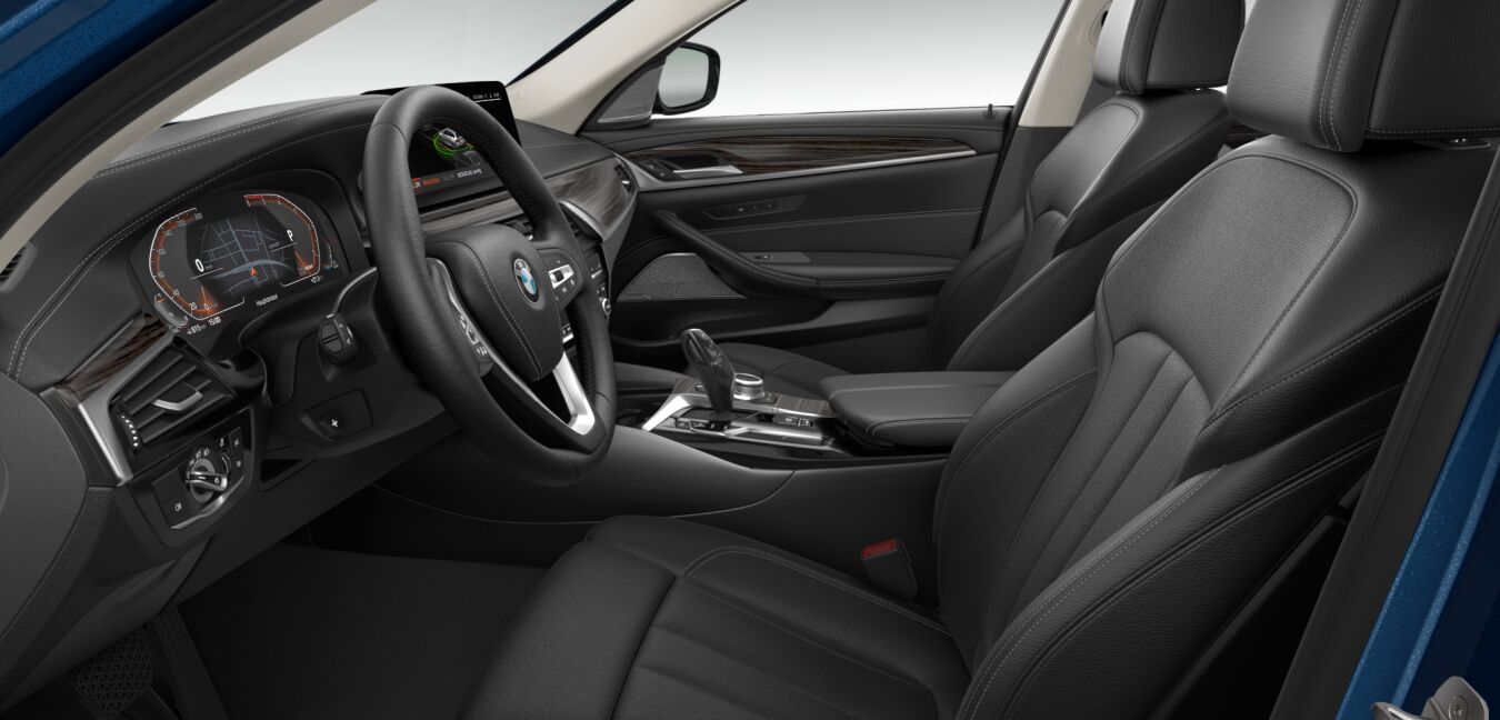 BMW BMW 5er im Innenraum seitlich BMW BMW 5er im Innenraum seitlich