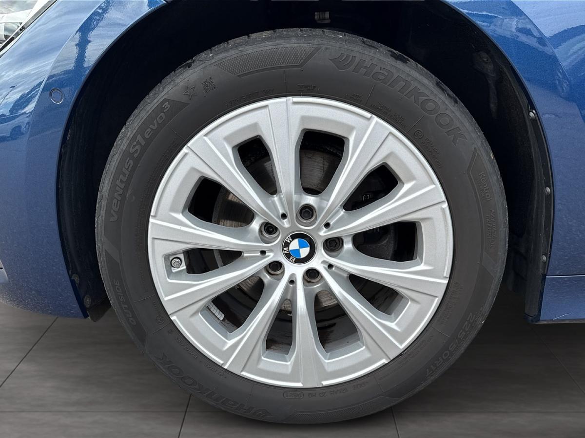 Originalaufnahme des Fahrzeugs Originalaufnahme des Fahrzeugs