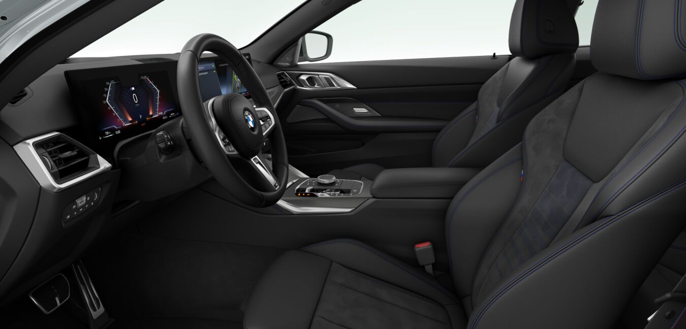 BMW BMW 4er im Innenraum seitlich BMW BMW 4er im Innenraum seitlich