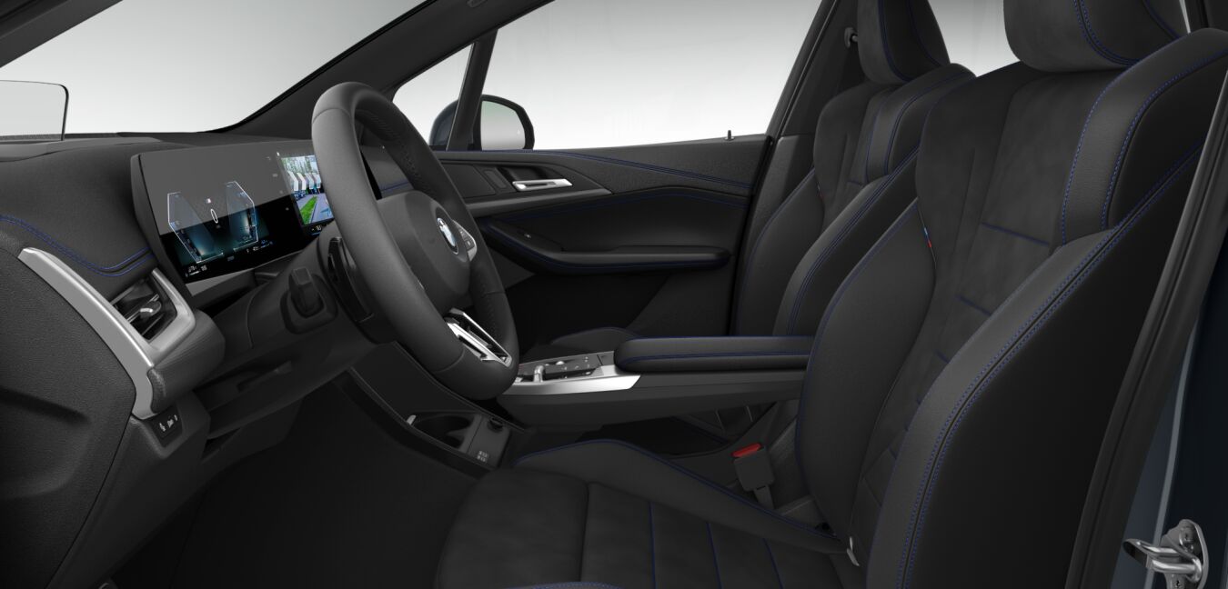 BMW BMW 2er im Innenraum seitlich BMW BMW 2er im Innenraum seitlich