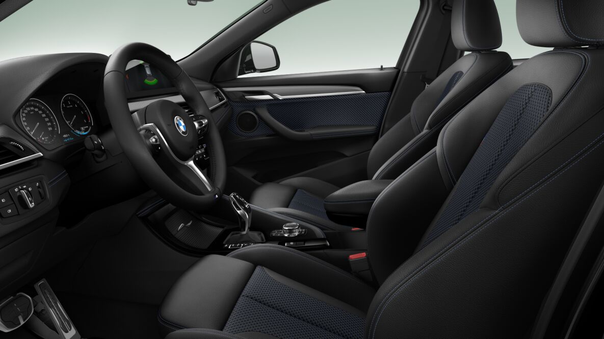 BMW BMW X im Innenraum seitlich BMW BMW X im Innenraum seitlich