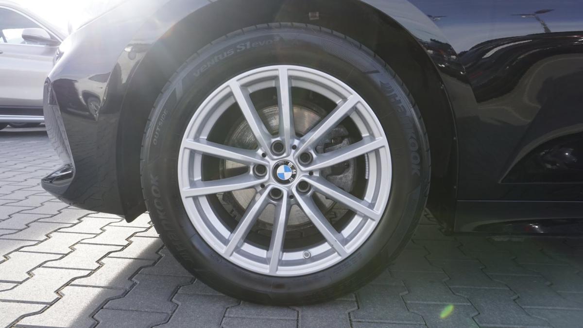 Originalaufnahme des Fahrzeugs Originalaufnahme des Fahrzeugs