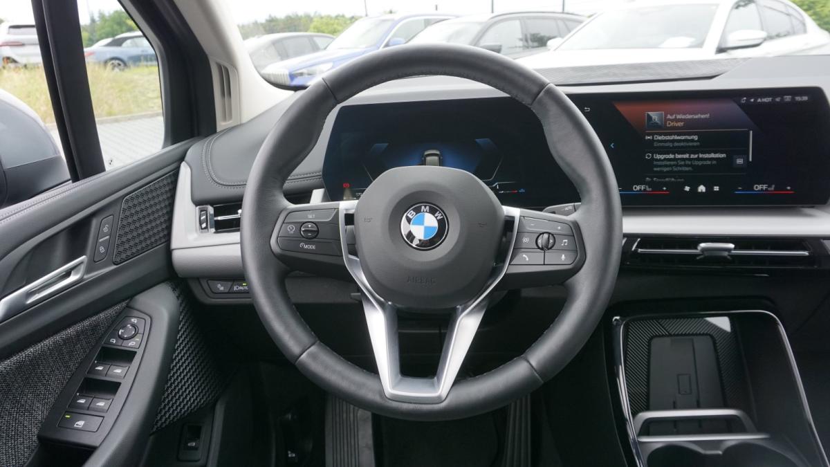 Originalaufnahme des Fahrzeugs Originalaufnahme des Fahrzeugs