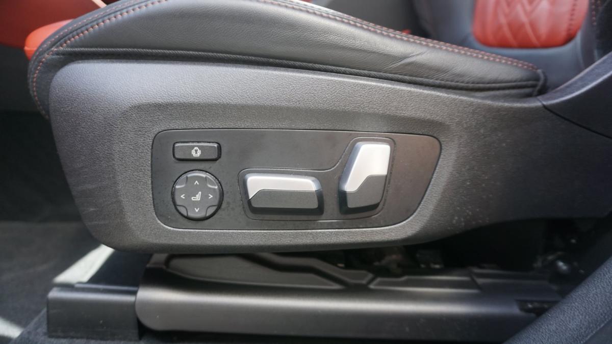 Originalaufnahme des Fahrzeugs Originalaufnahme des Fahrzeugs